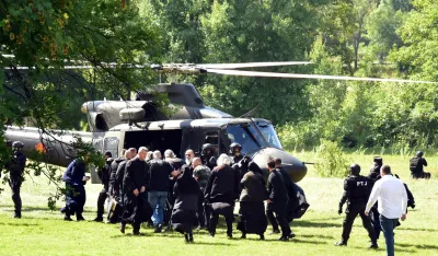 Vraćena na dopunu optužnica povodom postupanja policije tokom ustoličenja Joanikija