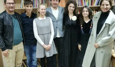 Čuvar poeziјe i sunca u ljudima
