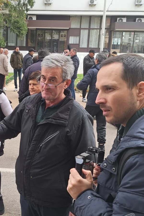 Mje&scaron;tani Bogetića na protestu u Nik&scaron;iću
