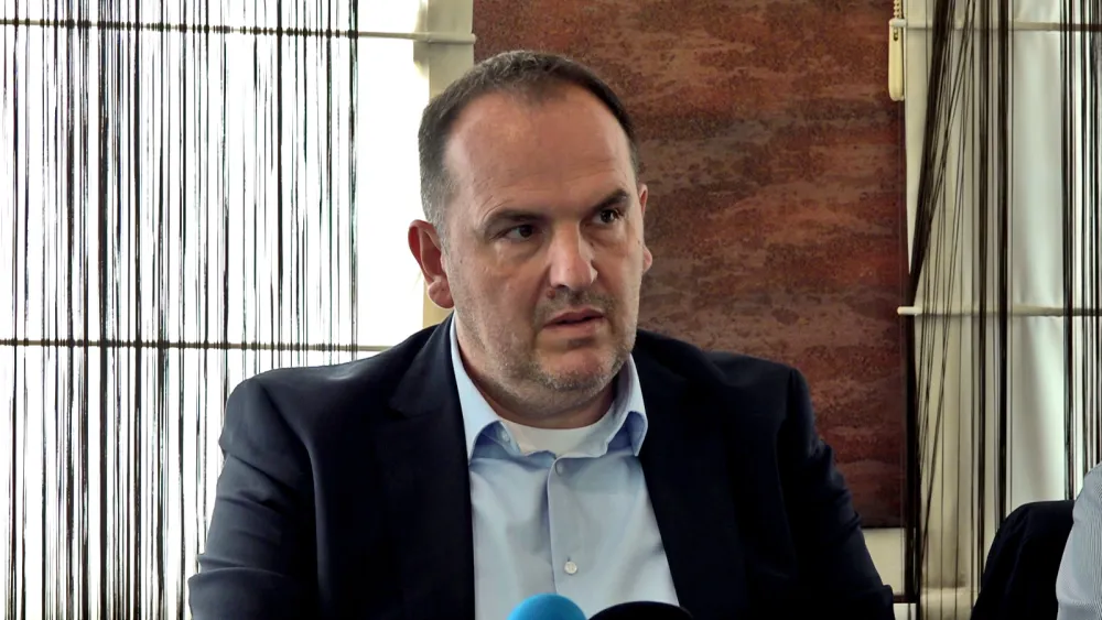 Danilo Matija&scaron;ević, Elena Grupa - foto: RTHN