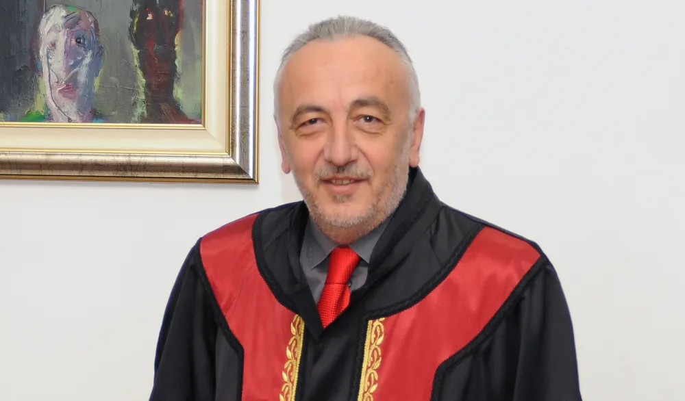 Administrativni odbor usvoјio zahtјev savјetnika predsјednika parlamenta: Gogiću otpremnina zbog odlaska u penziјu