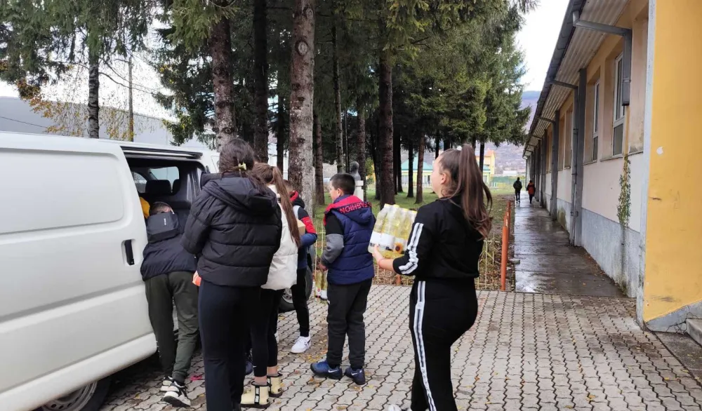 Sabirna akcija u Župi Nik&scaron;ićkoj:&nbsp;Prikupljeno dvije tone namirnica