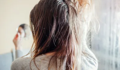 Za&scaron;to se kosa tako brzo masti i kako to zaustaviti