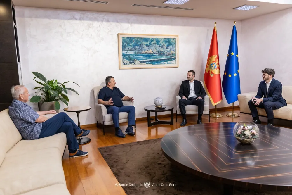 bivsi radnici kap-a na sastanku sa premijerom