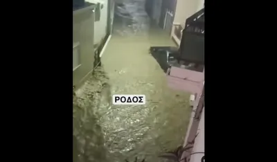 (VIDEO) Jako nevrijeme u Grčkoj, stradale dvije osobe