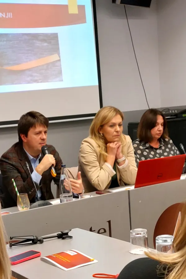 U Crnoj Gori 794 odraslih paciјenata i sedmoro dјece sa multiplom sklerozom: Neki na dijagnozu čekali i po 26 godina