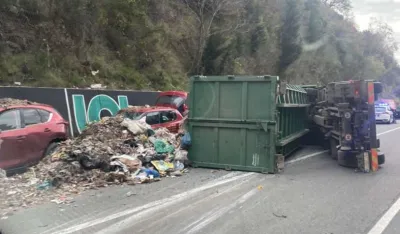 U Buljarici se prevrnuo kamion, povrijeđena jedna osoba