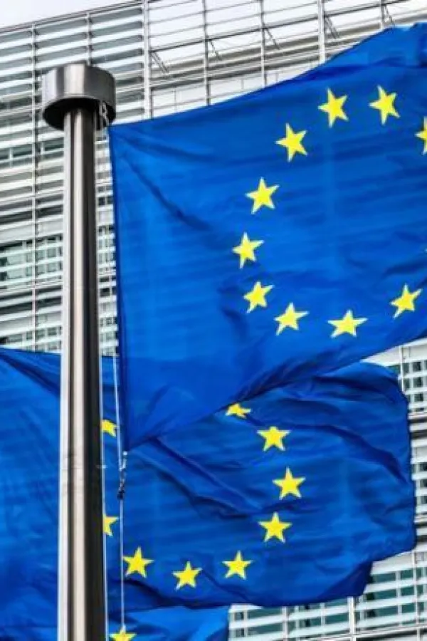 Crna Gora se suočava sa zahtjevima članica EU: Zagreb i Hag o pravu, kriminalu, sudstvu, ali i o brodu i bazenu