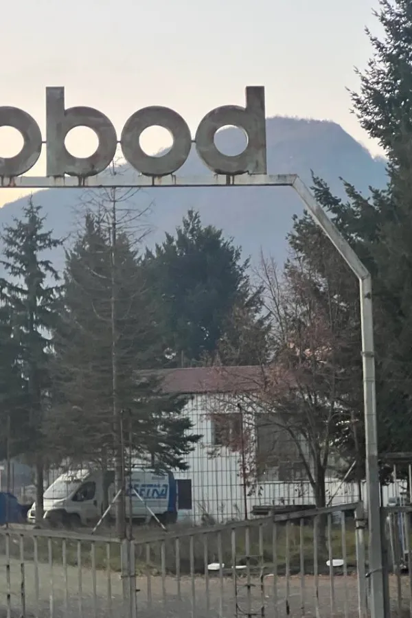 I biv&scaron;i "Obodov" pogon na Rude&scaron;u svjedoči o propasti poznate fabrike: Skupocјene ma&scaron;ine i oprema oti&scaron;li u staro gvožđe