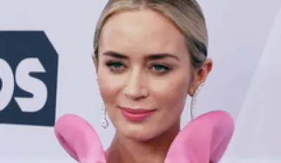 Emili Blant igra glavnu ulogu u nastavku filma Đavo nosi Pradu?