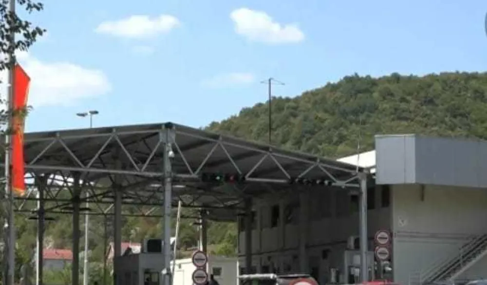 Na graničnom prelazu Dračenovac uhap&scaron;ene dvije osobe po potjernicama