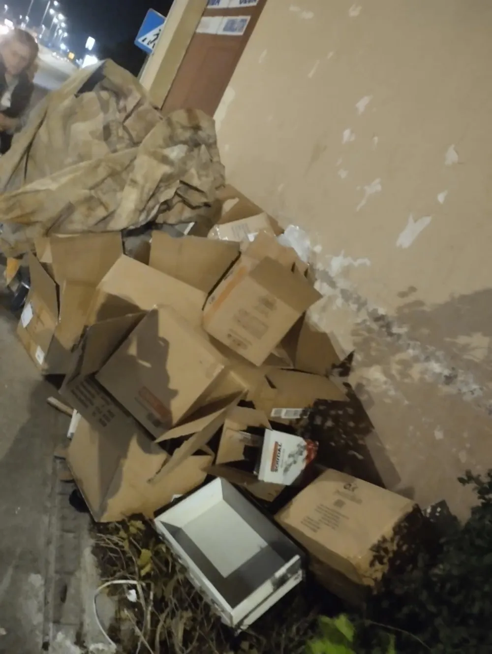 Zbog "divljih" deponija u Zeti trgovački lanci kažnjeni sa po 2.000 eura