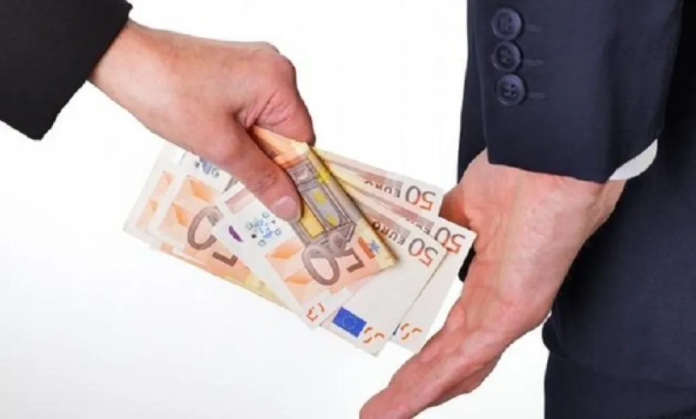 Hap&scaron;enja u Grčkoj zbog primanja mita, zaplijenjeno milion eura