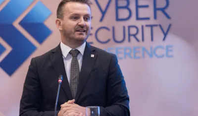 Dukaj: Predsjednik op&scaron;tine Budva da ispravi gre&scaron;ke u odlukama o razre&scaron;enju odnosno naimenovanju potpredsjednika