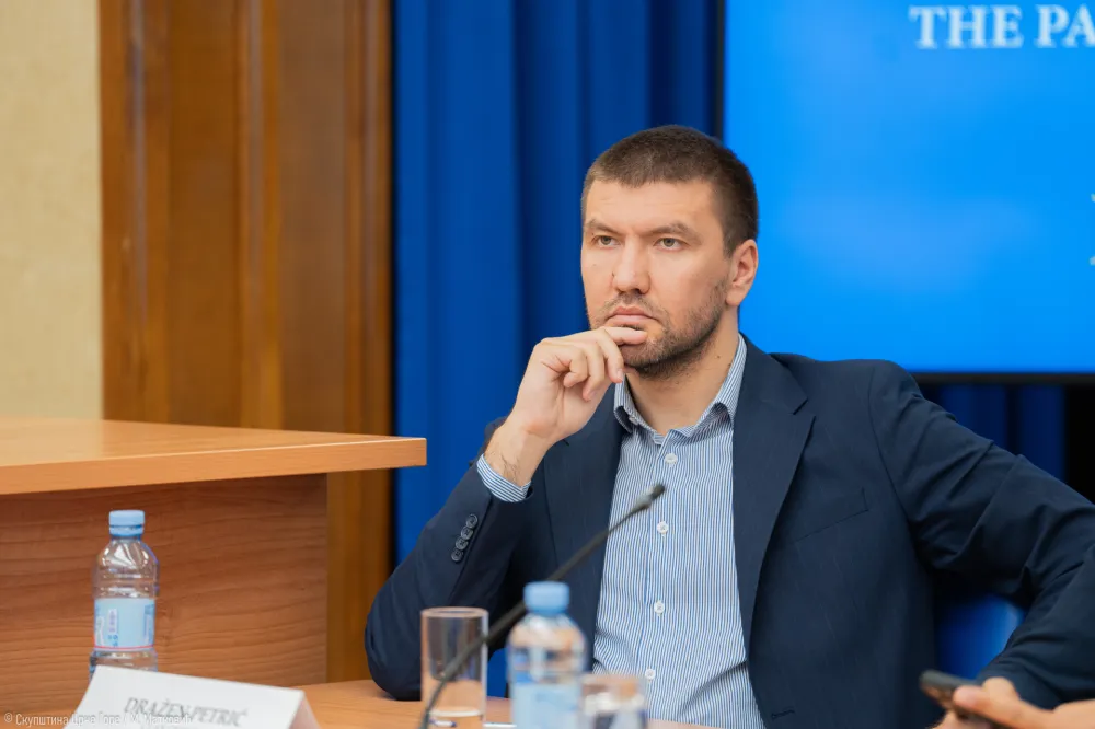 dražen petrić - PES