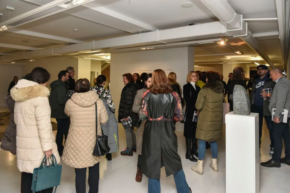 Formalna elegantnost i besprekorna realizacija