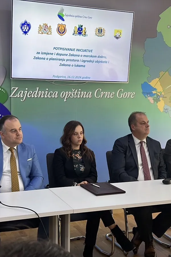 &Scaron;est op&scaron;tina potpisalo inicijativu za izmjene tri zakona: Obalu vratiti op&scaron;tinama na upravljanje