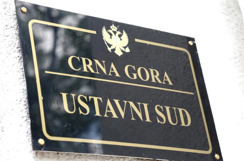 Ustavni odbor neovla&scaron;ćen da utvrđuje ispunjenost uslova za prestanak sudijske funkcije