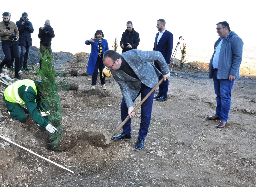 Nik&scaron;ić rije&scaron;io vi&scaron;edecenijski najveći ekolo&scaron;ki problem