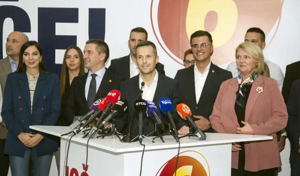 PES-Demokrate, Za budućnost Podgorice: Pokret za Podgoricu da jasno defini&scaron;e svoj politički pravac, pa onda pregovori