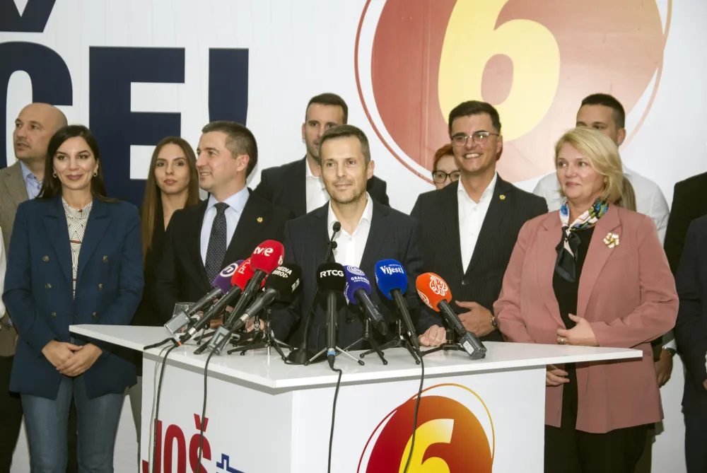 PES-Demokrate, Za budućnost Podgorice: Pokret za Podgoricu da jasno defini&scaron;e svoj politički pravac, pa onda pregovori