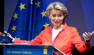 Politiko: Fon der Lajen igrom moći naljutila neke članice EU