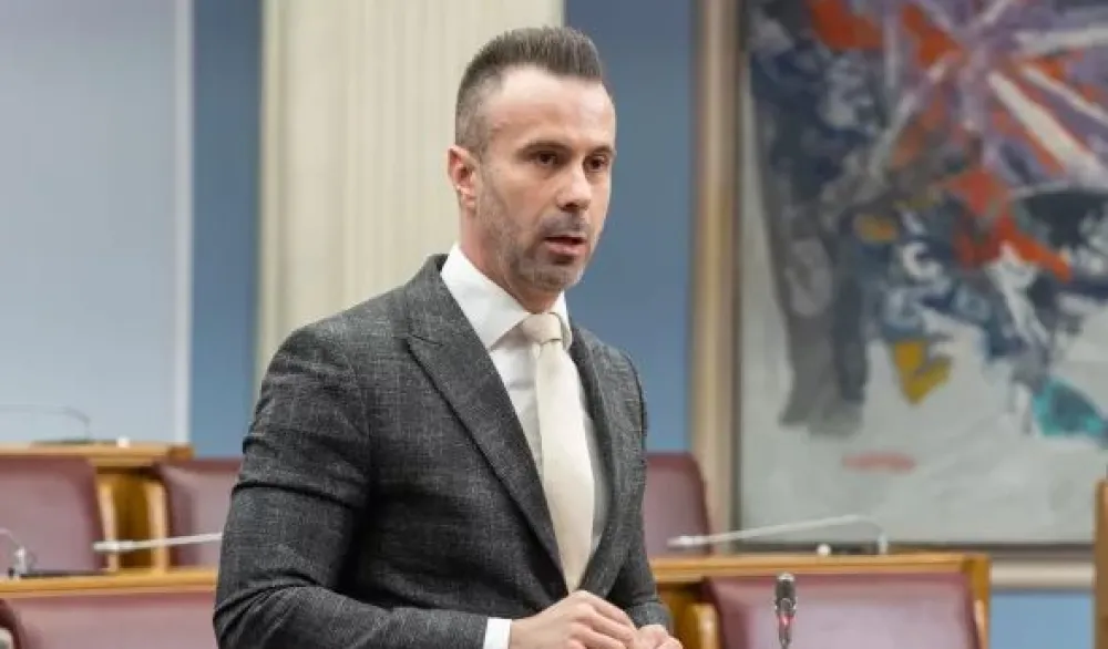 Bogdanović: Opozicija nema &scaron;ta da ponudi osim buke, pi&scaron;taljki, galame i lupanja u sulundare