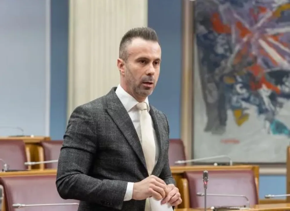 Bogdanović: Opozicija nema &scaron;ta da ponudi osim buke, pi&scaron;taljki, galame i lupanja u sulundare