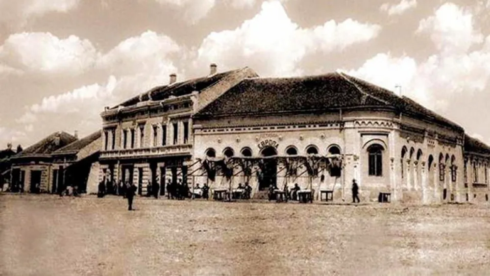 Kako su komunisti nadzirali kulturu i zabavu (1): Kulturom rukovodio ''mlad komunista-kelner''