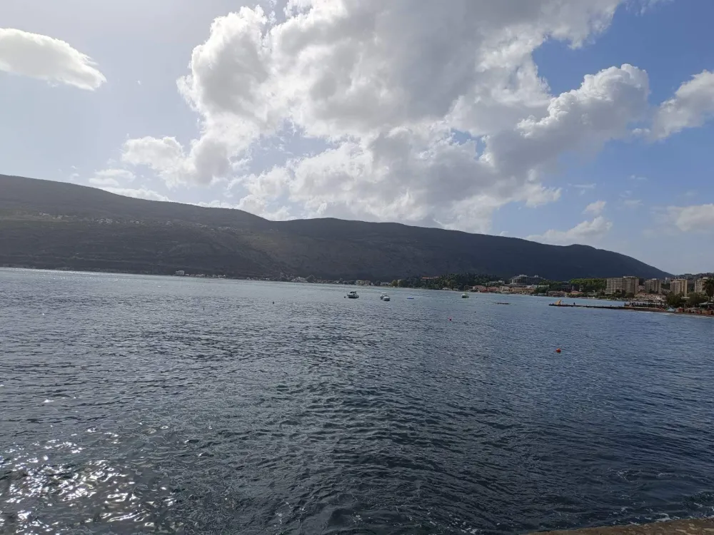 U Herceg Novom 1.988 gostiju