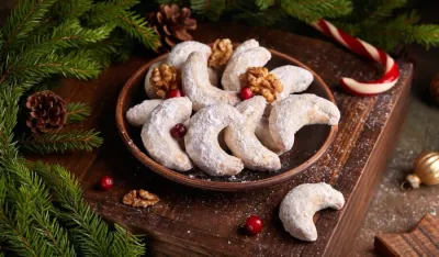 Poslastica koja se često nalazi na prazničnim trpezama: Kiflice sa orasima