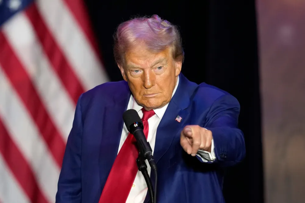 Trump opet bacio oko na Grenland i želi da ga pripoji SAD-u