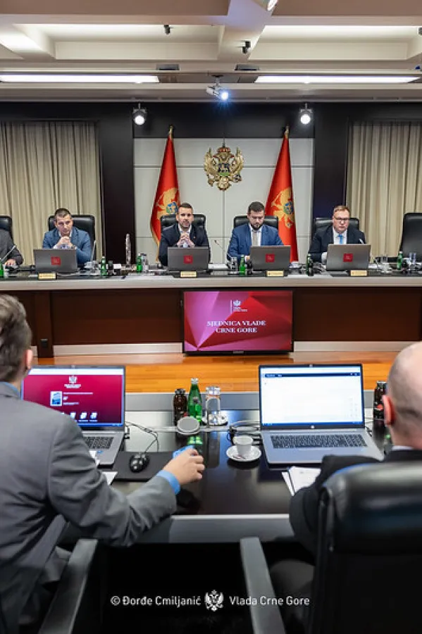 Vlada na telefonskoj sjednici usvojila 41 odluku