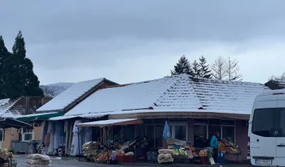 Vlasnici i zakupci lokala i tezgi na buvljoj pijaci u Beranama: Lidlu ponuditi drugu lokaciju