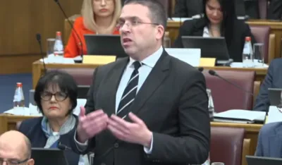 Spajićeva vlada pod lupom zbog Mandićeve politike