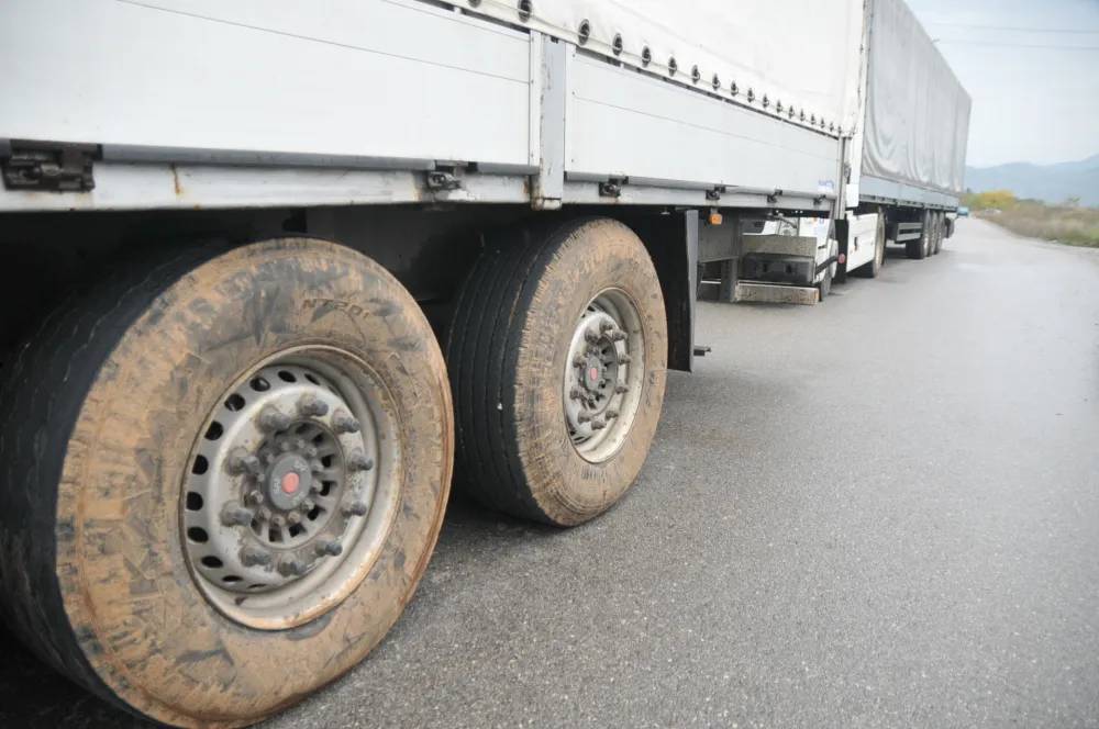 Apel UP na vozače teretnih vozila: Koristite alternativne puteve iz Kola&scaron;ina prema Beranama