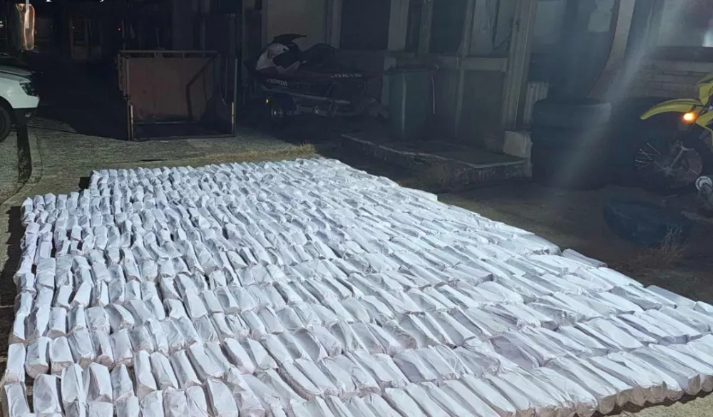 Zaplijenjeno 300 kg rezanog duvana, uhap&scaron;ene dvije osobe