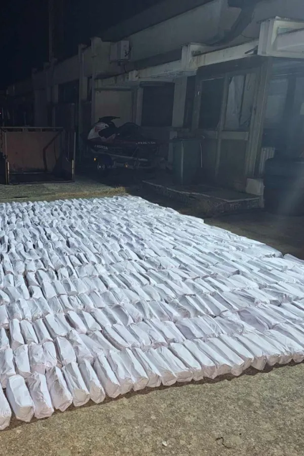 Zaplijenjeno 300 kg rezanog duvana, uhap&scaron;ene dvije osobe