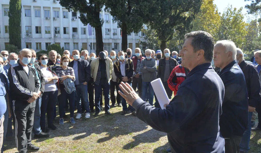 Spremaju socijalni program za biv&scaron;e radnike KAP-a