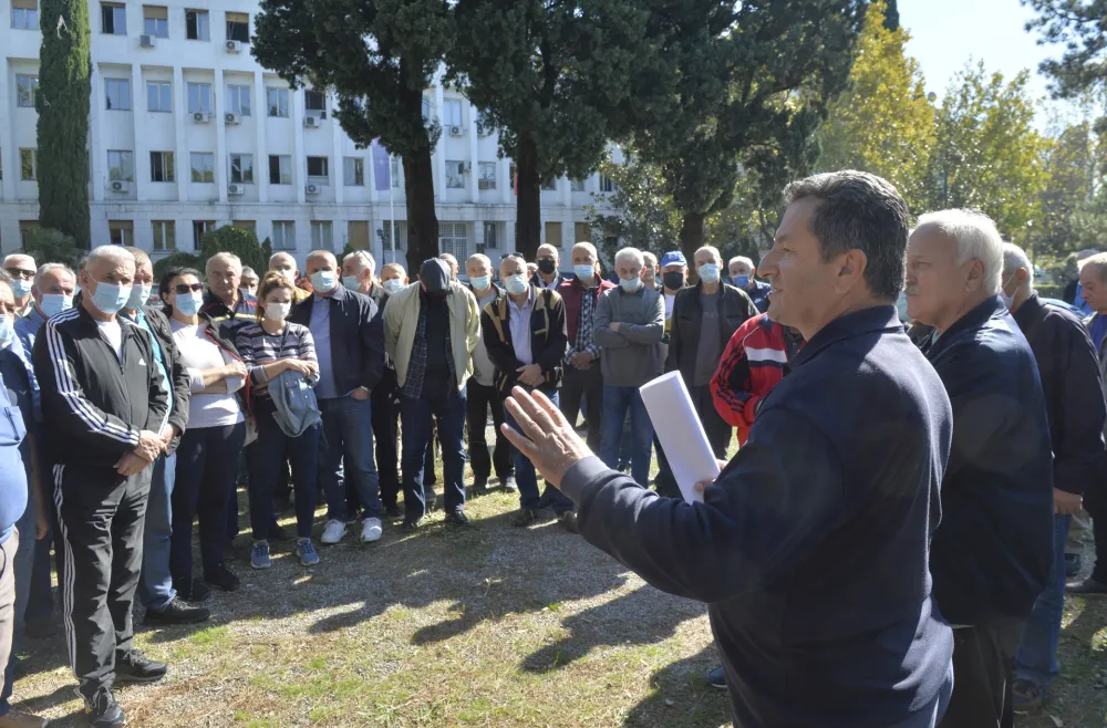 Spremaju socijalni program za biv&scaron;e radnike KAP-a
