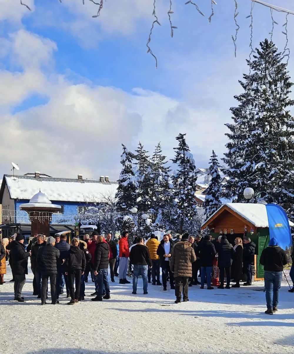 Zimski bazar prvi put organizovan u Rožaјama