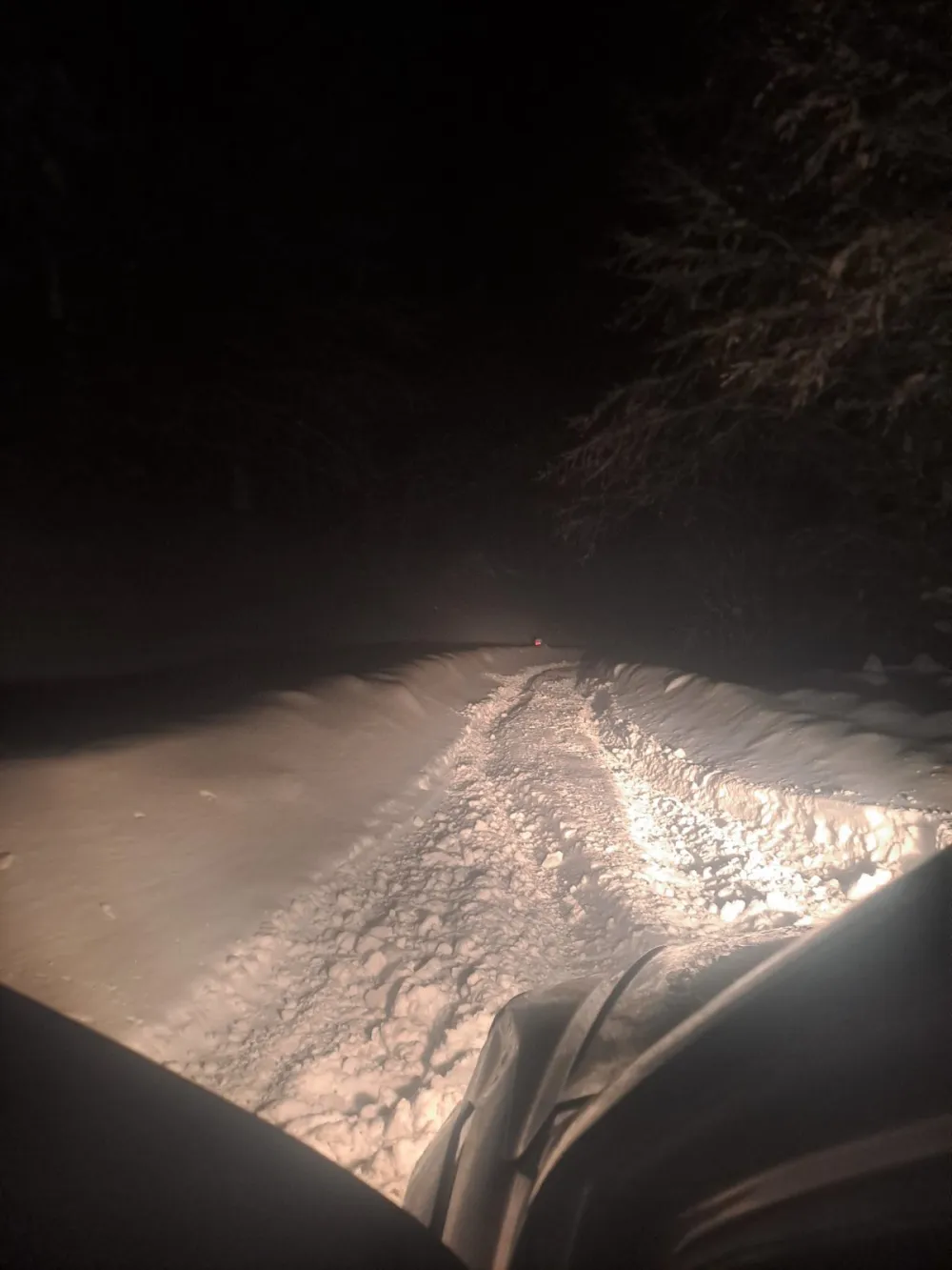 Odbornici andrijevičkog parlamenta traže uklanjanje sniјežnu blokade sa puta preko Tre&scaron;njevika