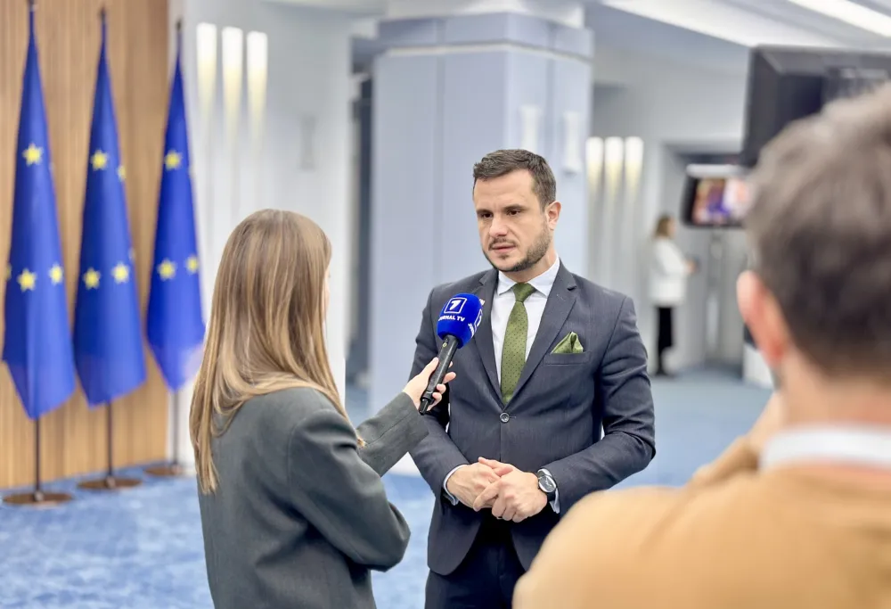 Zenović za "Dan": Crna Gora je mali, ali stameni svjetionik politike pro&scaron;irenja EU