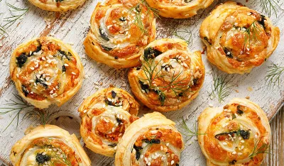 Lisnate rolnice sa sirom i spanaćem