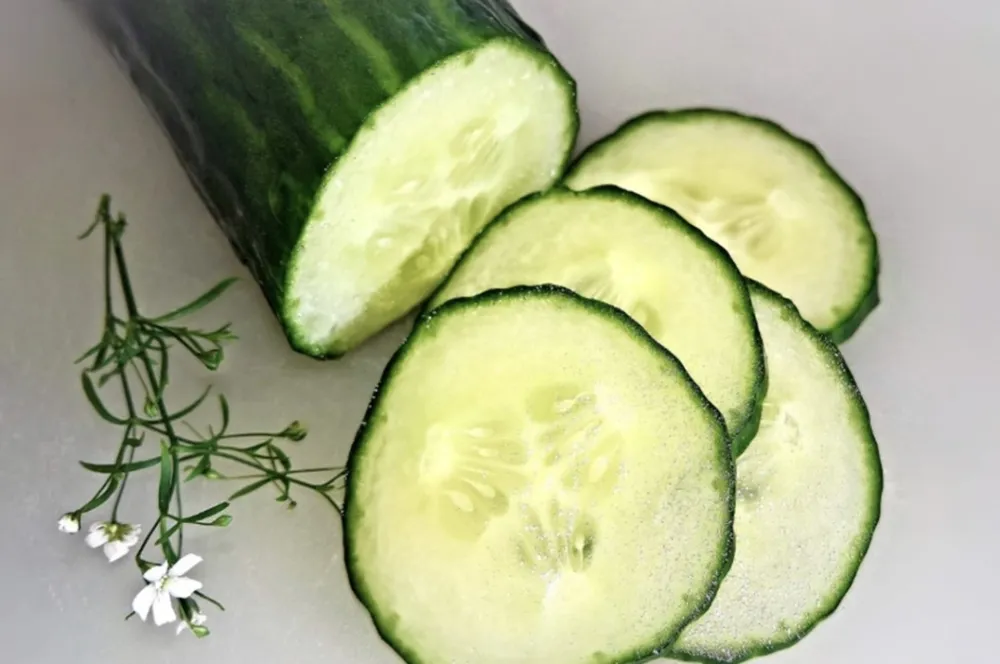 Da li je voda s krastavcem čudo zdravlja ili samo prolazni trend?
