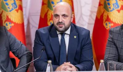 Božović predlaže izmjene Krivičnog zakonika: Poo&scaron;triti kazne zatvora za neovla&scaron;ćeno držanje oružja