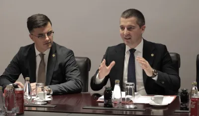 Demokrate: Ne traži "neformalna grupa studenata" ostavke Bečiča i &Scaron;aranovića, iza svega stoji Milo Đukanović