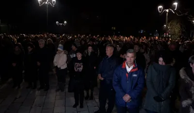 (VIDEO) Protest na Cetinju: 12 minuta ti&scaron;ine za stradale sugrađane