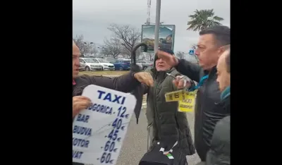 (VIDEO) Sukob taksista ispred Aerodroma: Napadnut vozač zbog niže cijene prevoza