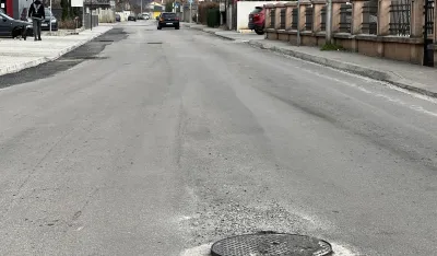 (VIDEO) Skoro pola godine rade kilometar puta u Orjenskoj ulici